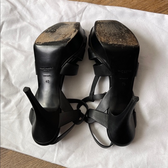 Yves Saint Laurent Tribute Heels - Picture 3 of 8